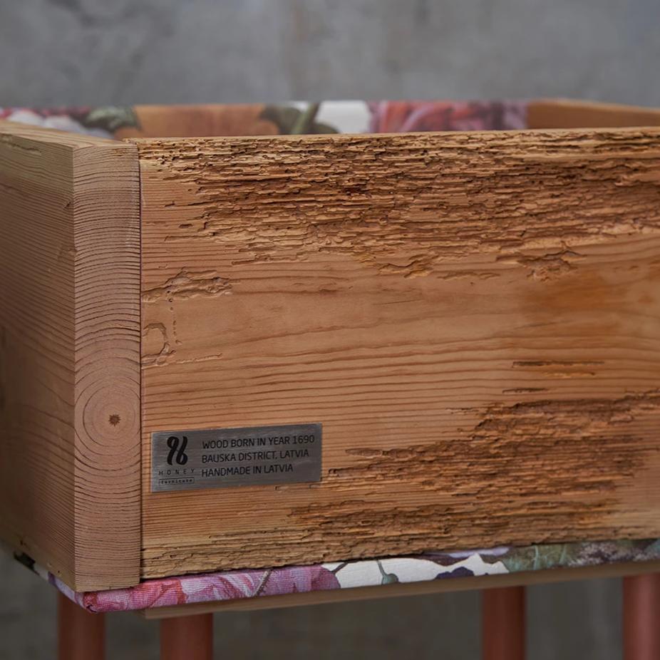Limited edition SideLight box